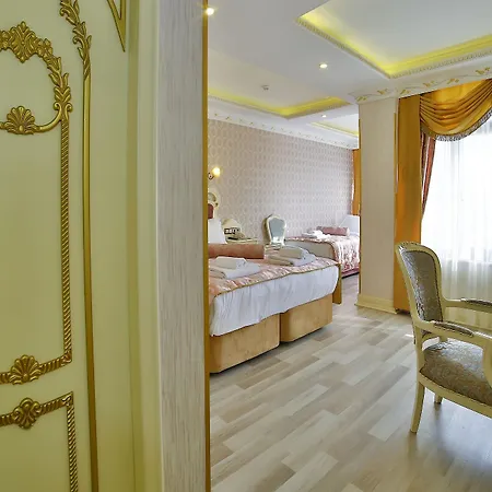 Nayla Palace
