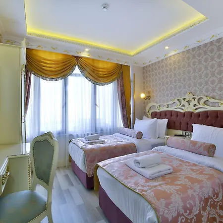 ホテル Nayla Palace