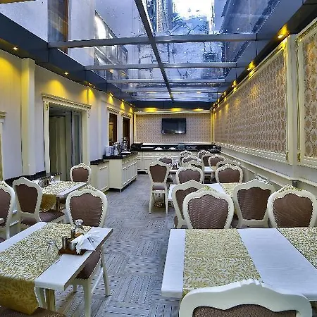 Nayla Palace ホテル
